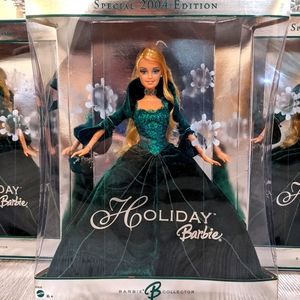 Mattel 2004 Special Edition Holiday Barbie